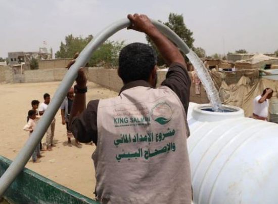 إمداد مديريات حجة بـ 3.6 مليون لتر مياه في أسبوع