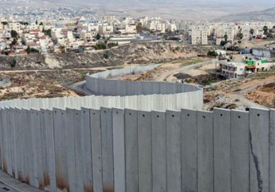 مقتل فلسطيني أثناء محاولته عبور الجدار الفاصل في الضفة