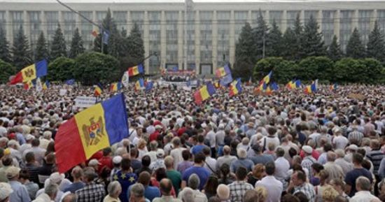 احتجاجات في مولدوفا للمطالبة باستقالة الرئيس