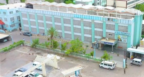 "نفط عدن" تنفي رفع أسعار الوقود أو نقص المعروض