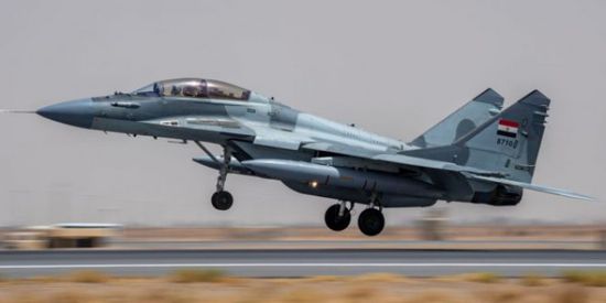 الجيش المصري يعلن سقوط طائرة مقاتلة ونجاة قائدها