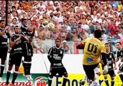 قمة الدوري البرازيلي.. مواعيد مباريات اليوم الإثنين