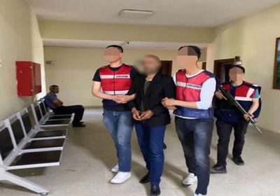 إيقاف 47 عسكريا في تركيا