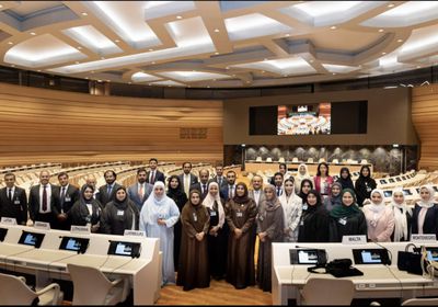 قرقاش يشيد بعرض تمكين المرأة الإماراتية في جنيف