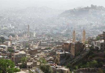 وفاة شخصين في انهيار صخري شرق تعز