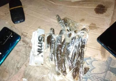 ضبط متهم بالترويج للمخدرات في نقطة أمنية بعدن