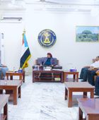 الرئيس الزُبيدي: الفراغ الإداري في سقطرى غير مقبول