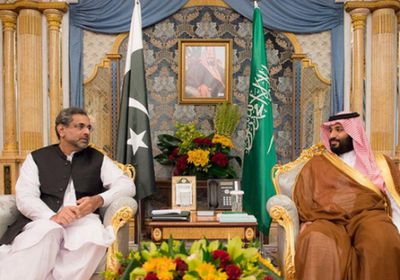 السعودية وباكستان تبحثان تطوير العلاقات الثنائية