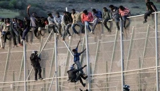 &nbsp;الأمن المغربي يجهض اقتحاما جديدا للحدود الإسبانية