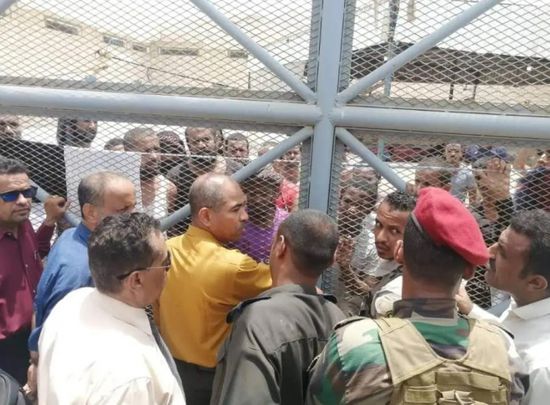 بقرار النائب العام.. الإفراج عن 191 سجينا من إصلاحية المكلا