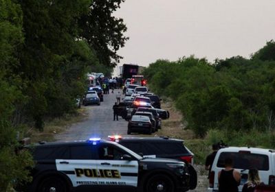 العثور على جثث 42 شخصًا في شاحنة بتكساس