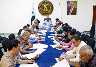 "أمانة الانتقالي" تشدد على مخرجات الاجتماع الموسع مع الرئيس الزُبيدي