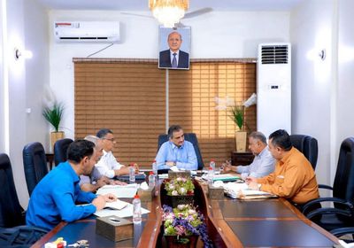 محافظ العاصمة يكلف صندوق النظافة بتكثيف أعماله في عدن 