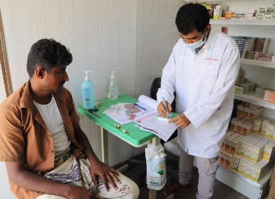 عيادات "سلمان للإغاثة" تستقبل 418 مريضا في عبس