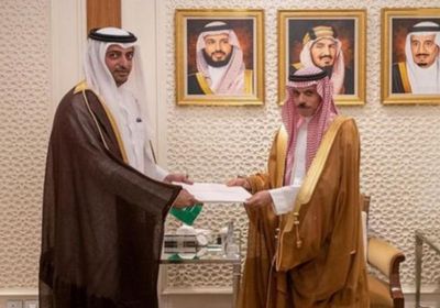 رسالة خطية من أمير قطر للعاهل السعودي تهدف لتعزيز التعاون