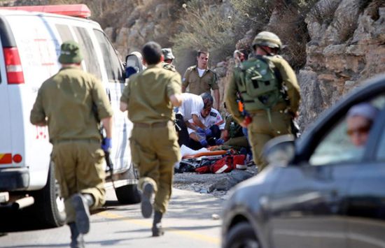 إصابة إسرائيليين وجندي في إطلاق نار بالضفة الغربية