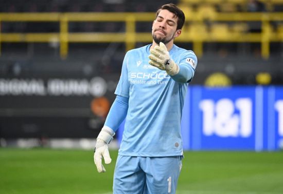 مانشستر سيتي يتعاقد بالمجان مع الحارس أورتيجا