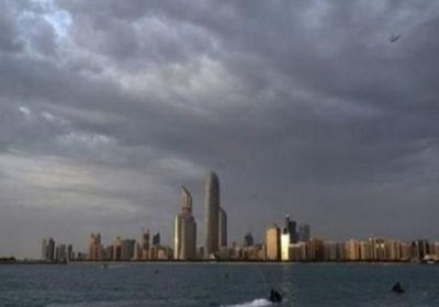 منخفض جوي يضرب الإمارات لمدة 3 أيام