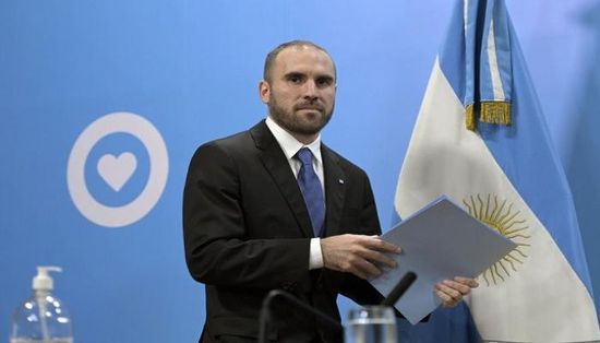 وزير الاقتصاد الأرجنتيني يستقيل من منصبه