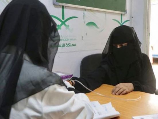 عيادات "سلمان للإغاثة" تستقبل آلاف المرضى في الخوخة