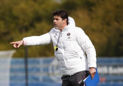  رسميا.. باريس سان جيرمان يعلن رحيل مدربه