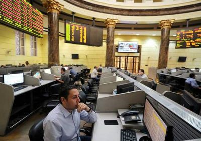 تفاوت أداء مؤشرات البورصة المصرية
