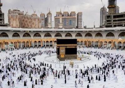 السلطات السعودية تحذر من رفع شعارات سياسية بالحج