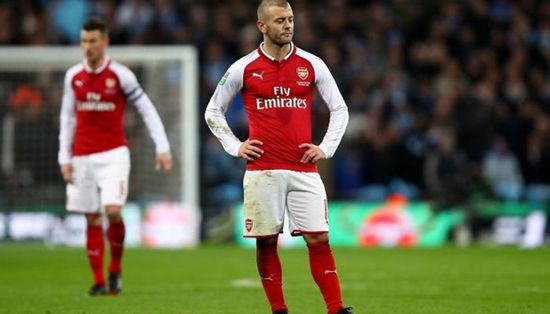 مفاجأة.. نجم أرسنال يعلن اعتزاله كرة القدم بعمر 30 عاما&nbsp;
