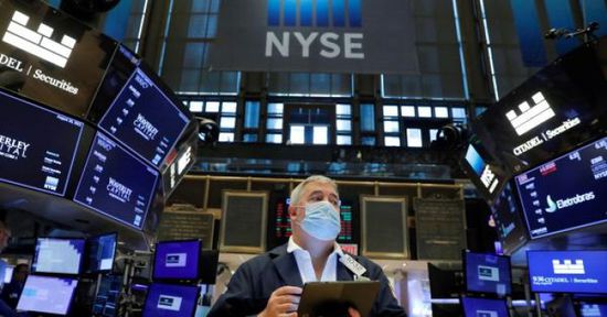 سوق الأسهم الأمريكية يغلق على تراجع
