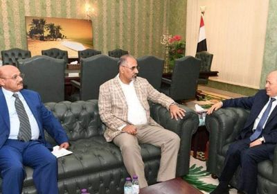 الزُبيدي يطلع على تدابير "المركزي" لاستيعاب الوديعة