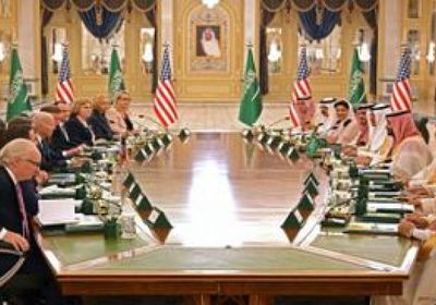 الأمير محمد بن سلمان يعقد اجتماعا مع بايدن بحضور مسؤولين من البلدين (صور)