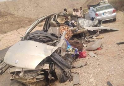 بينهم 5 أطفال.. مصرع أسرة بحادث سير في شبوة