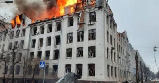 روسيا تقصف منشأة صناعية بمدينة ميكولايف
