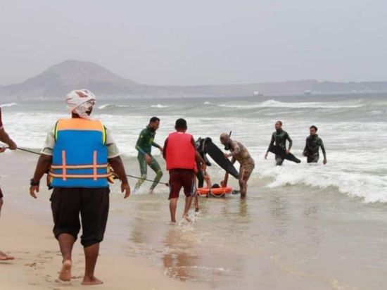 إنقاذ 3 أشخاص من الغرق بحضرموت