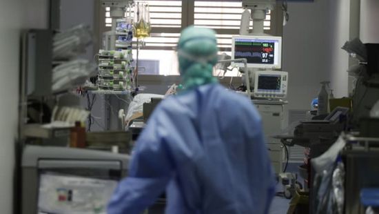 رصد وفاة و1398 إصابة جديدة بكورونا في الإمارات