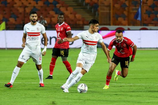 معلق مباراة القمة بين الأهلي والزمالك بنهائي كأس مصر 