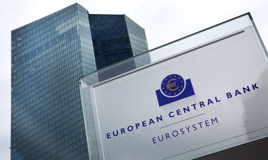 المركزي الأوروبي يرفع سعر الفائدة لكبح جماح التضخم