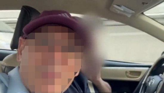 السعودية تحقق بدخول صحفي أمريكي غير مسلم إلى مكة