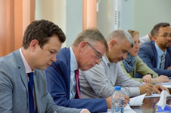 العميد هيوارد يبحث سبل دعم الهدنة الأممية