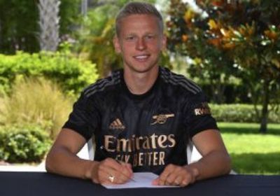 أرسنال يضم زينتشينكو من مانشستر سيتي