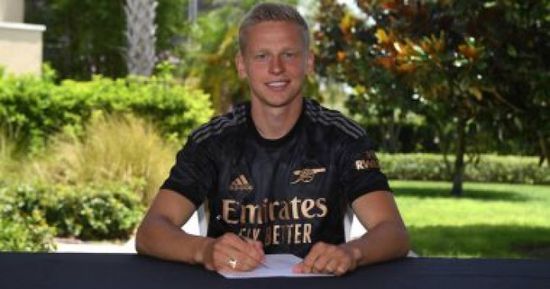 أرسنال يضم زينتشينكو من مانشستر سيتي