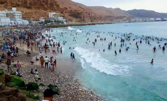 غرق شاب وإنقاذ 4 آخرين بسواحل المكلا