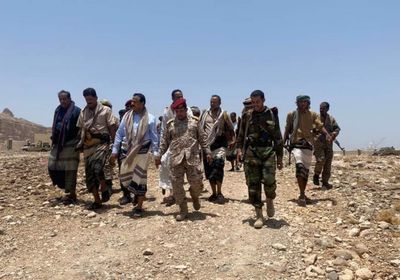 محافظ شبوة يتفقد عددا من المعسكرات