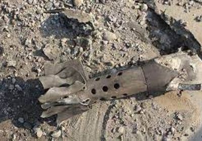 4 قذائف حوثية تسقط على حي المطار بتعز