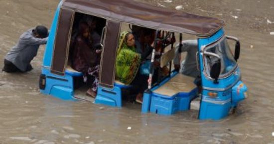 ارتفاع ضحايا الأمطار الموسمية في باكستان إلى 312 شخصًا