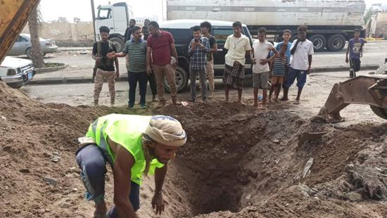تطوير شبكة الصرف بمنطقة عبدالقوي في الشيخ عثمان