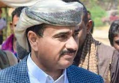 إيقاف الإخواني لعكب لحين البت بهجمات الإخوان على "دفاع شبوة"