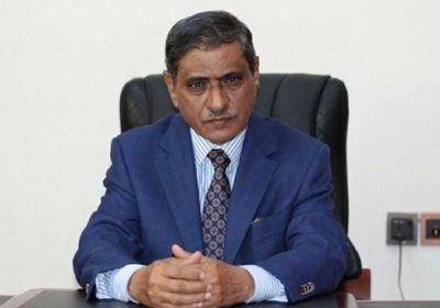 إيقاف 3 قيادات حكومية في حضرموت عن العمل