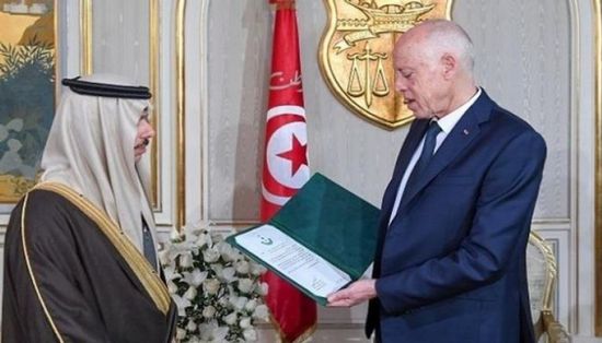 الملك سلمان يتلقى رسالة خطية من الرئيس التونسي