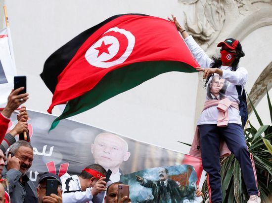 95% من المصوتين في تونس يوافقون على الدستور